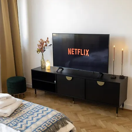 Downtown Forest Boutique