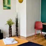 Downtown Forest Boutique *