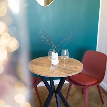 Downtown Forest Boutique