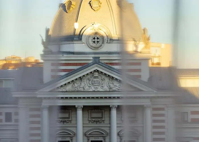 Downtown Forest Boutique Апартаменти Бухарест