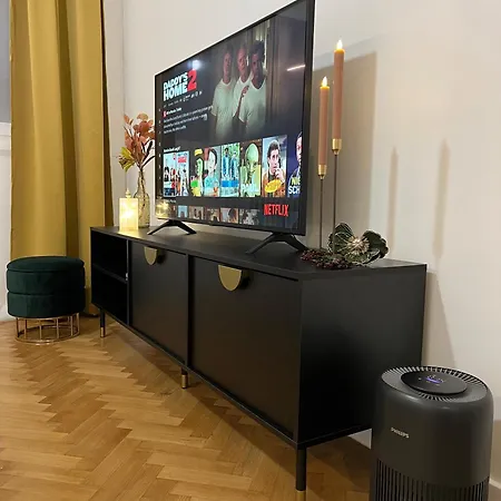 Downtown Forest Boutique *