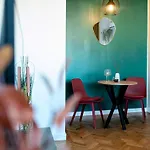 Appartement Downtown Forest Boutique Boekarest
