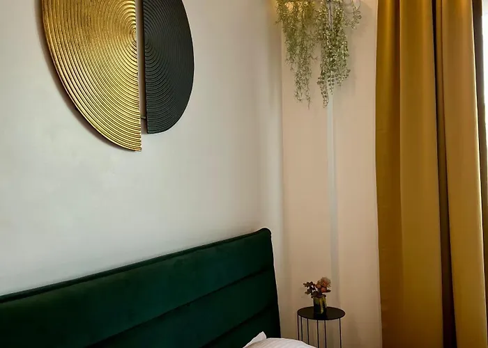 Downtown Forest Boutique * 부쿠레슈티